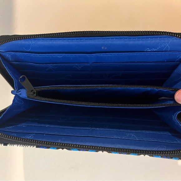 Vera Bradley Wallet - Blue Bayou - Picture 3 of 8